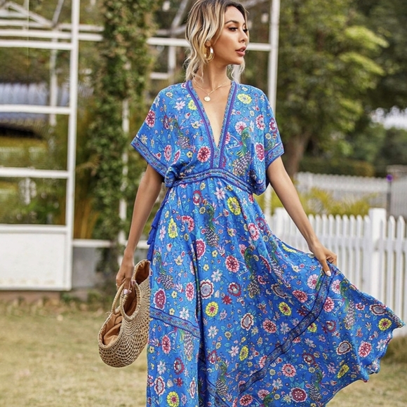 R. Vivimos Dresses & Skirts - R. Vivimos Blue Floral Kimono Sleeve Bohemian Midi Dress, Small